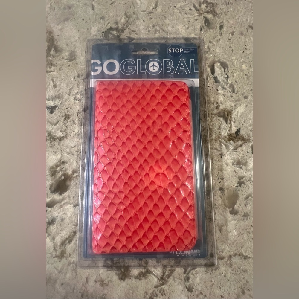 Coral passport Wallet